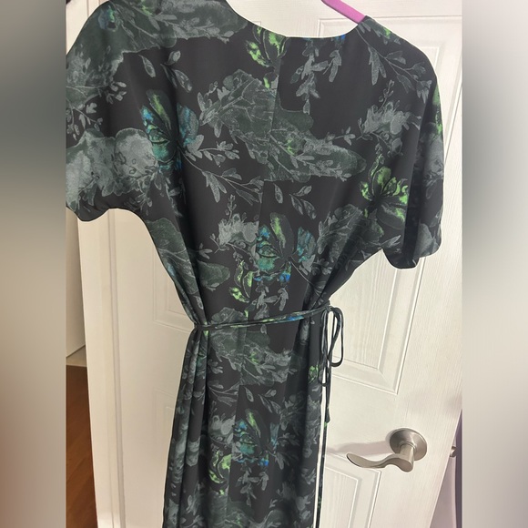 Babaton Aritzia Floral Wrap Dress - Picture 2 of 3